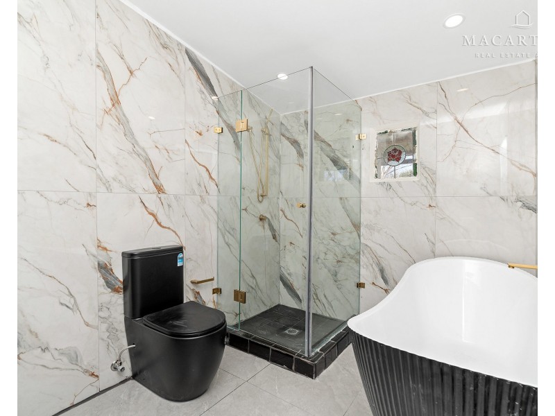 98 Crampton Street, Wagga Wagga NSW 2650
