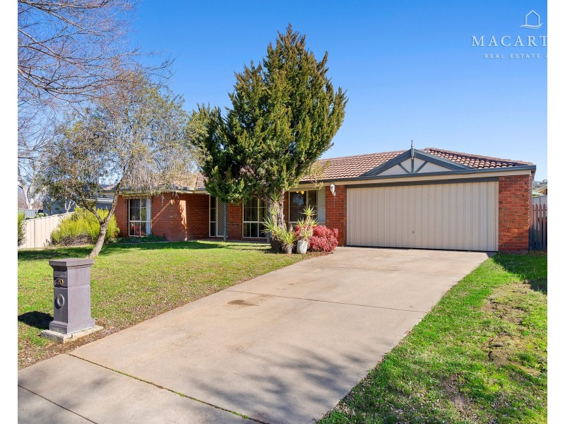 30 Kimberley Drive, Tatton NSW 2650