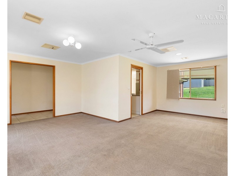 30 Kimberley Drive, Tatton NSW 2650