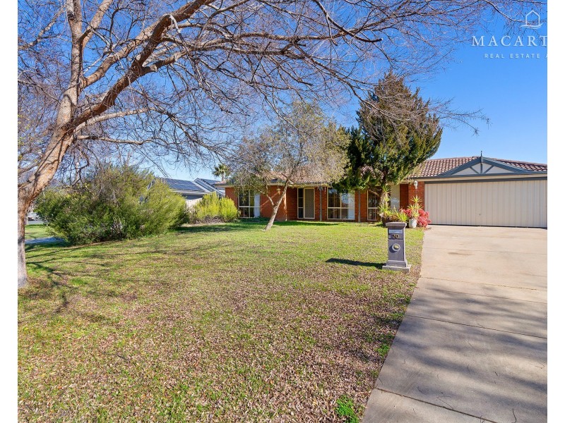 30 Kimberley Drive, Tatton NSW 2650