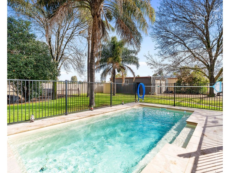41-43 Wagga Wagga Street, Oura NSW 2650