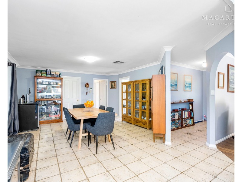 41-43 Wagga Wagga Street, Oura NSW 2650