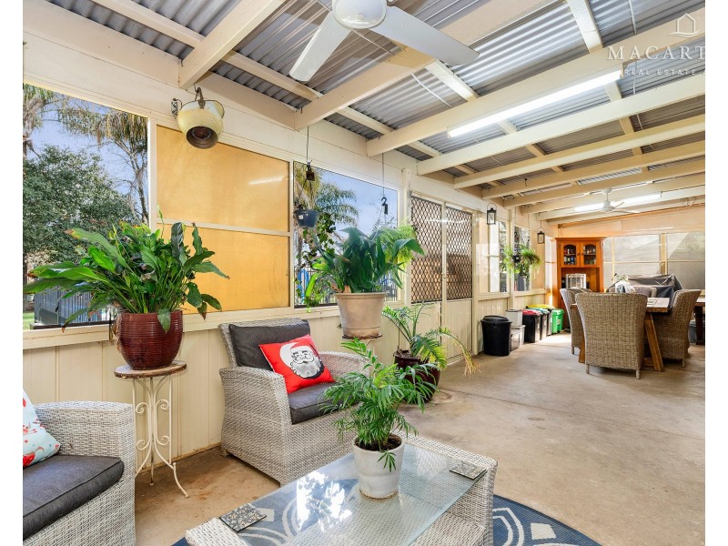 41-43 Wagga Wagga Street, Oura NSW 2650