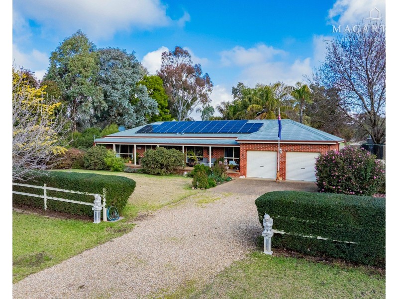 41-43 Wagga Wagga Street, Oura NSW 2650