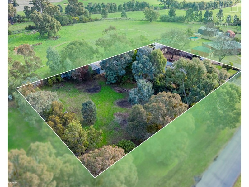 41-43 Wagga Wagga Street, Oura NSW 2650