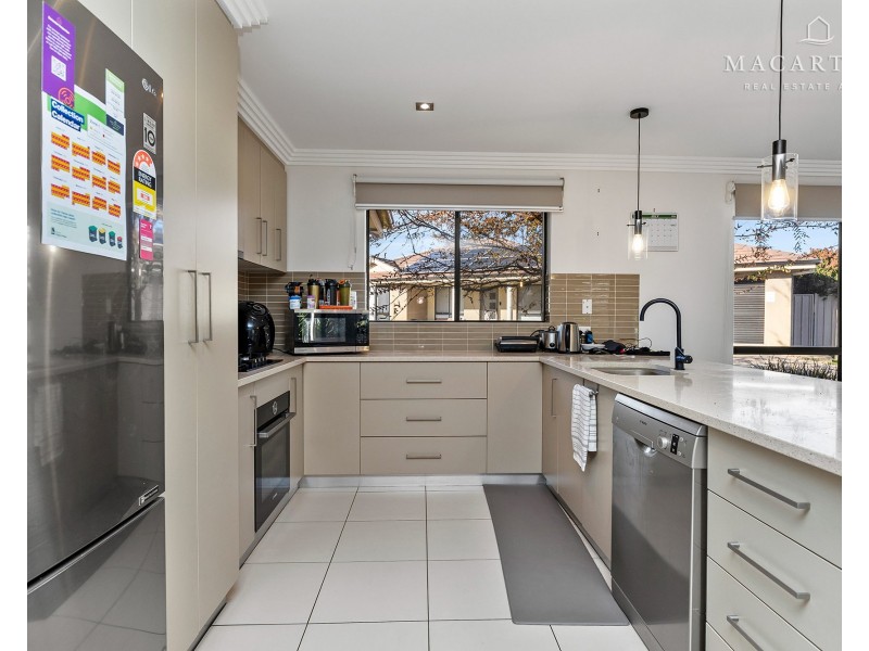 1/61 Mima Street, Glenfield Park NSW 2650