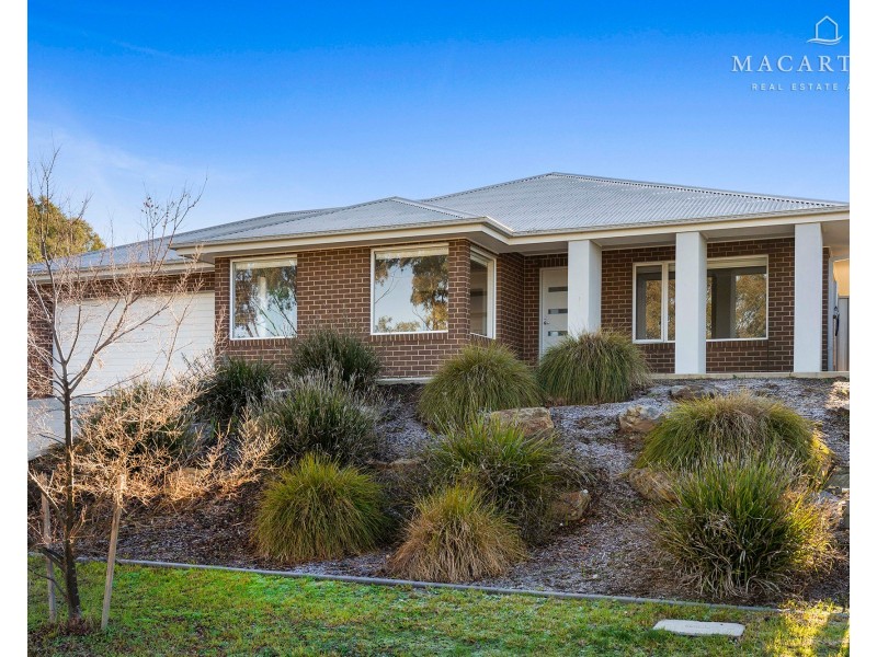 22 Ellerslie Street, Gobbagombalin NSW 2650