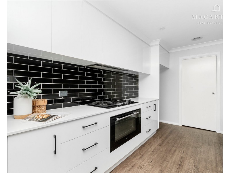 22 Ellerslie Street, Gobbagombalin NSW 2650