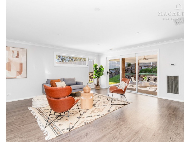 22 Ellerslie Street, Gobbagombalin NSW 2650