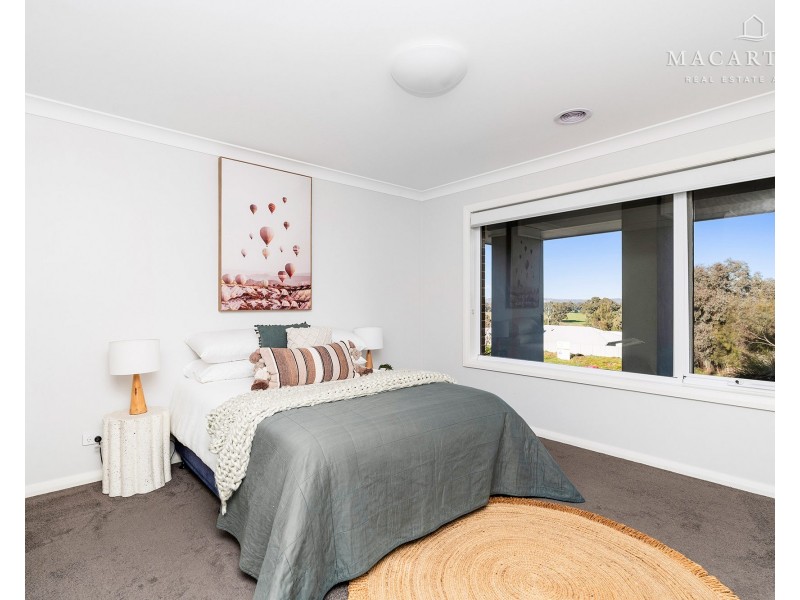22 Ellerslie Street, Gobbagombalin NSW 2650