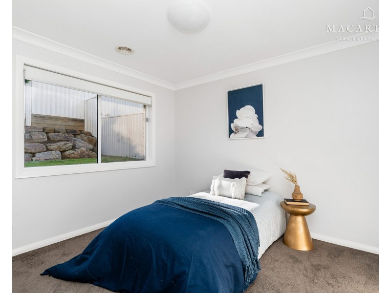 22 Ellerslie Street, Gobbagombalin NSW 2650