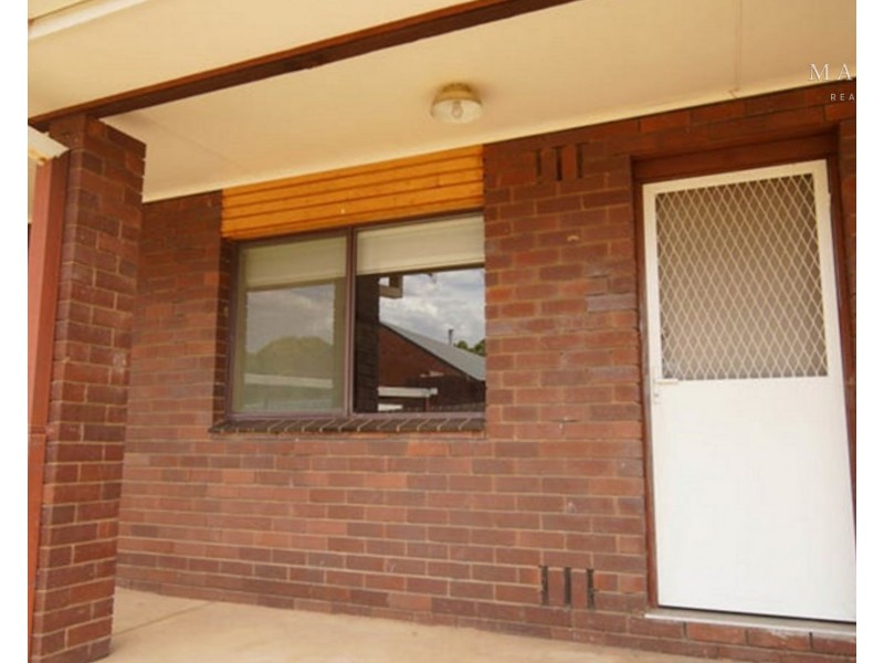 3/4 Rowe Street, Lake Albert NSW 2650