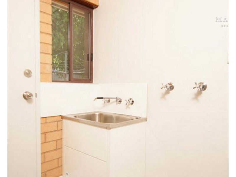 3/4 Rowe Street, Lake Albert NSW 2650