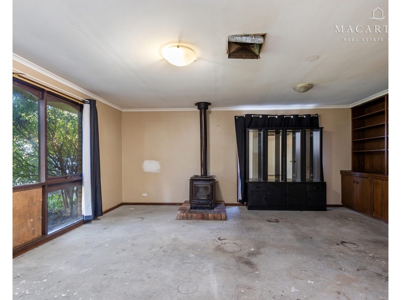 38 Gregory Crescent, Lake Albert NSW 2650