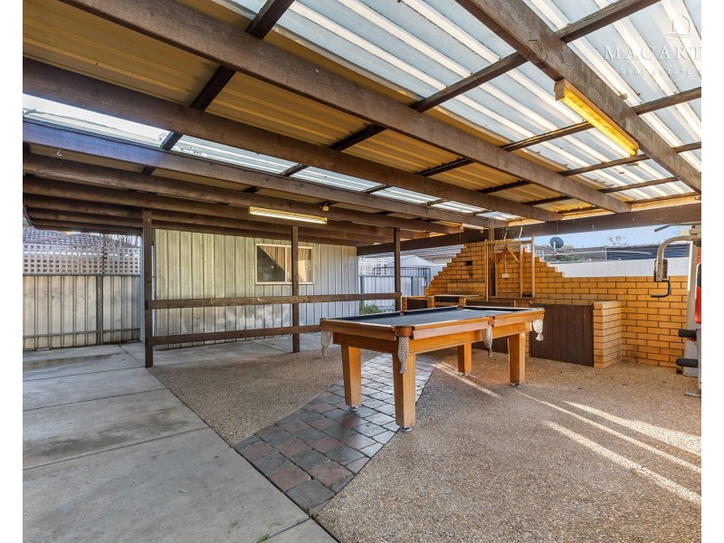 38 Gregory Crescent, Lake Albert NSW 2650