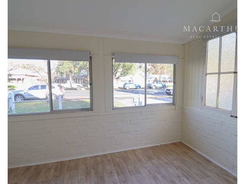 13 Freer Street, Wagga Wagga NSW 2650