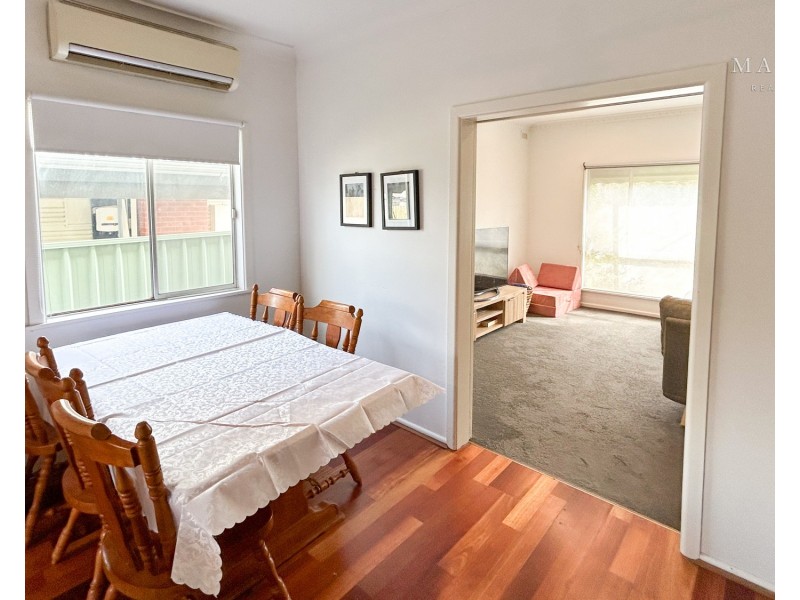 21 Cutler Avenue, Kooringal NSW 2650