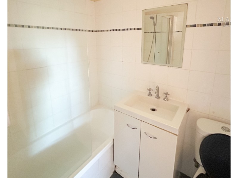 32 Jack Avenue, Mount Austin NSW 2650