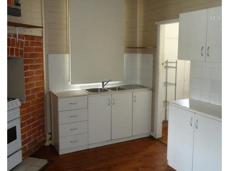 216 Edward Street, Wagga Wagga NSW 2650