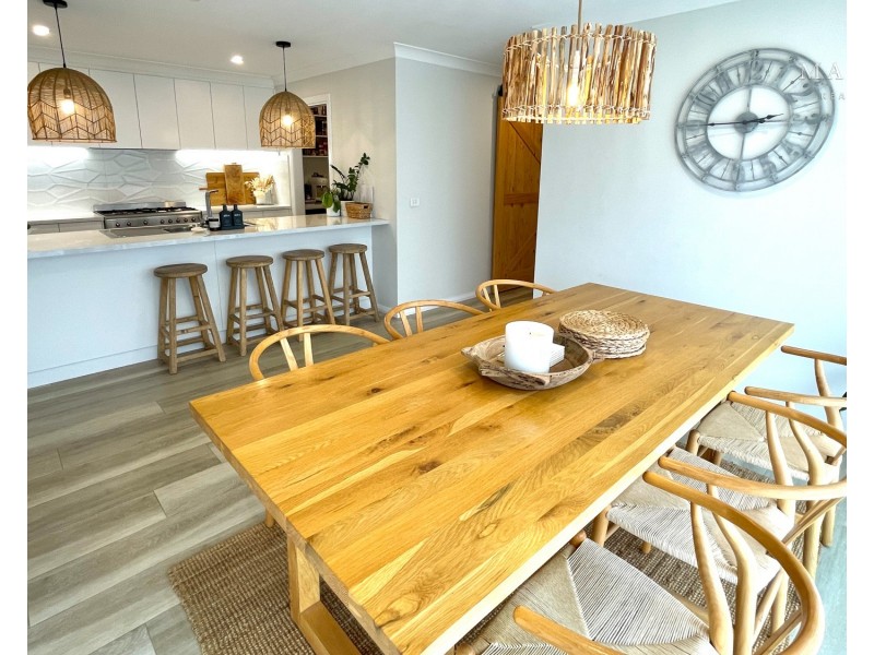 8 Jumbuck Drive, Gobbagombalin NSW 2650