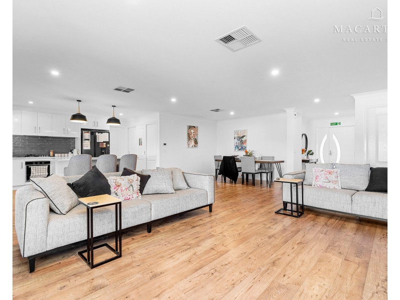 59 Muttama Parade, Gobbagombalin NSW 2650