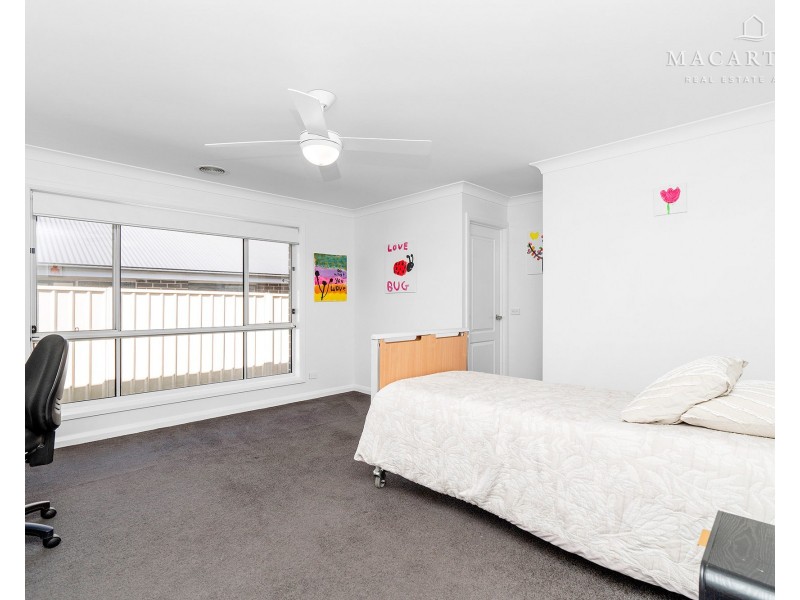 59 Muttama Parade, Gobbagombalin NSW 2650