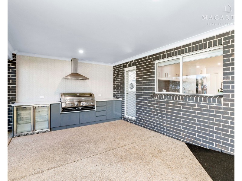 59 Muttama Parade, Gobbagombalin NSW 2650