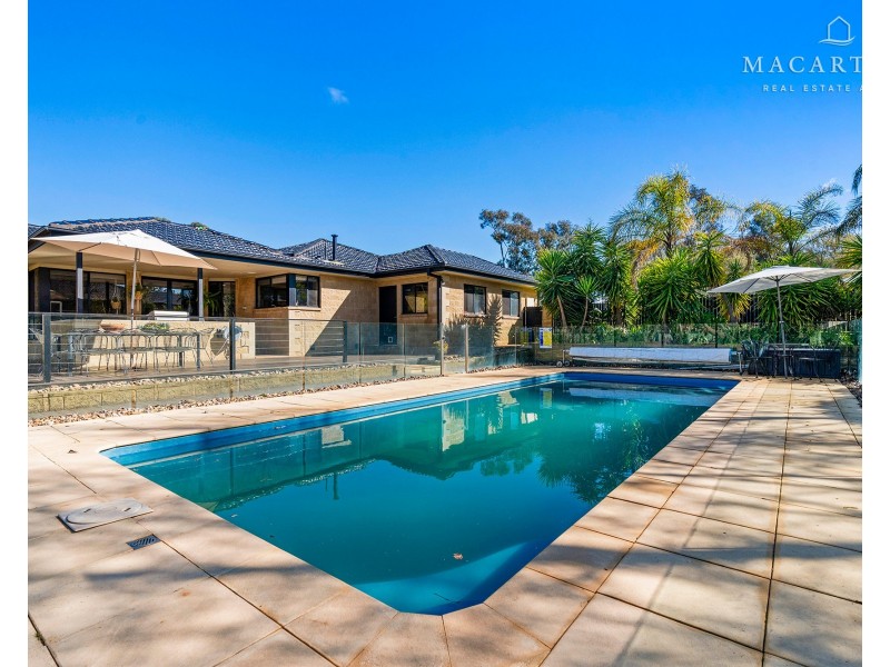 23 Kindra Crescent, Coolamon NSW 2701