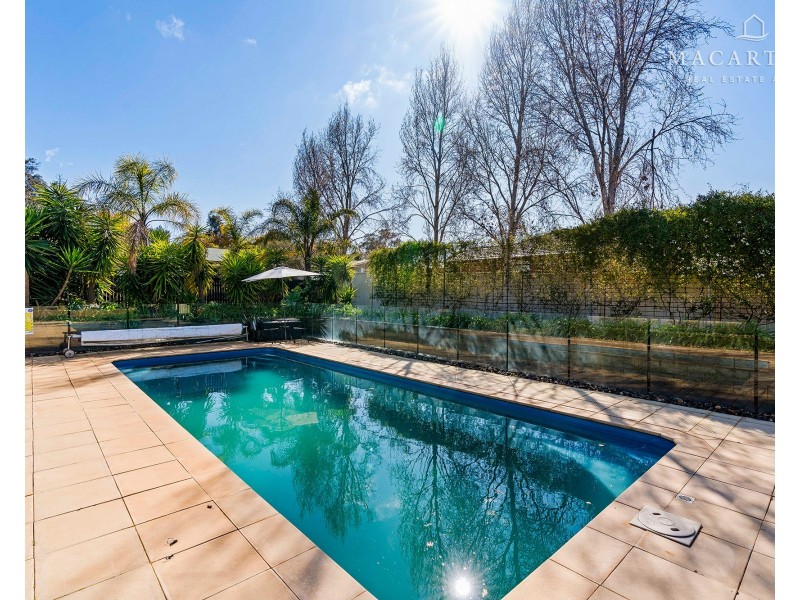 23 Kindra Crescent, Coolamon NSW 2701