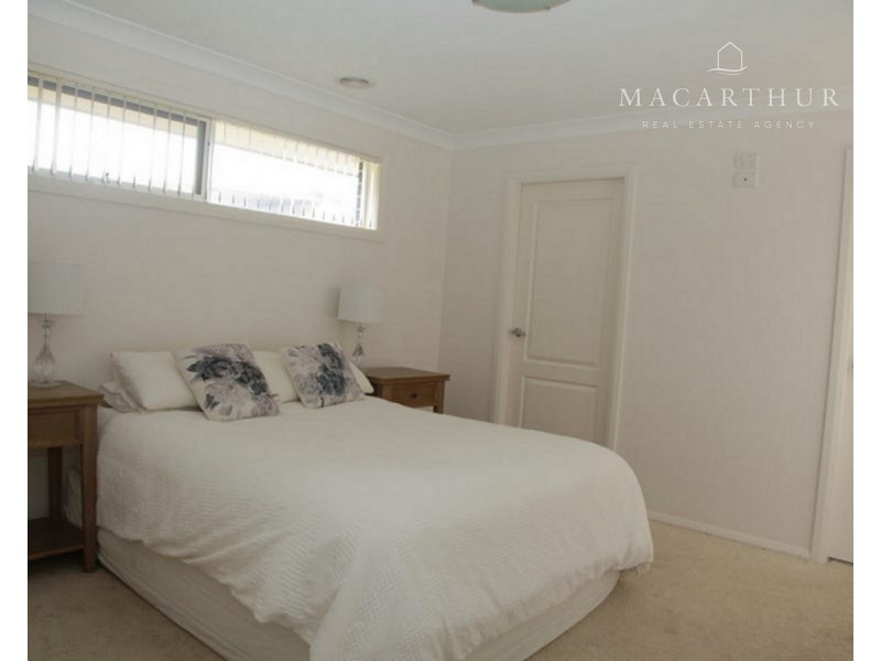 3/15 Murndal Place, Bourkelands NSW 2650