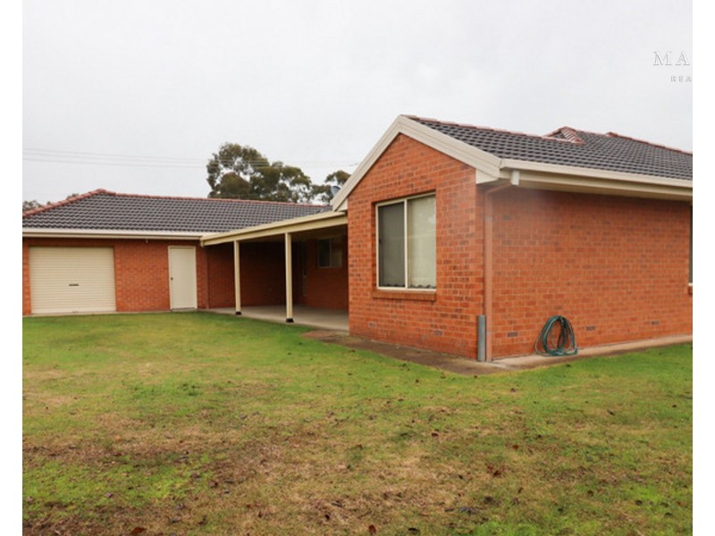 35 Lansdowne Avenue, Lake Albert NSW 2650