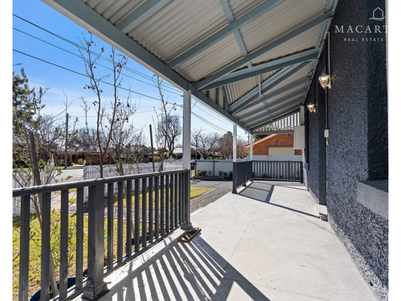 98 Crampton Street, Wagga Wagga NSW 2650