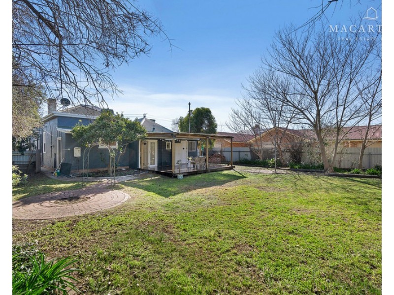98 Crampton Street, Wagga Wagga NSW 2650