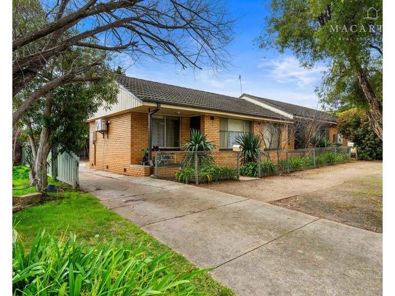 1-3/52 Raye Street, Tolland NSW 2650