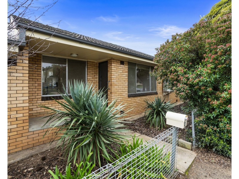 1-3/52 Raye Street, Tolland NSW 2650
