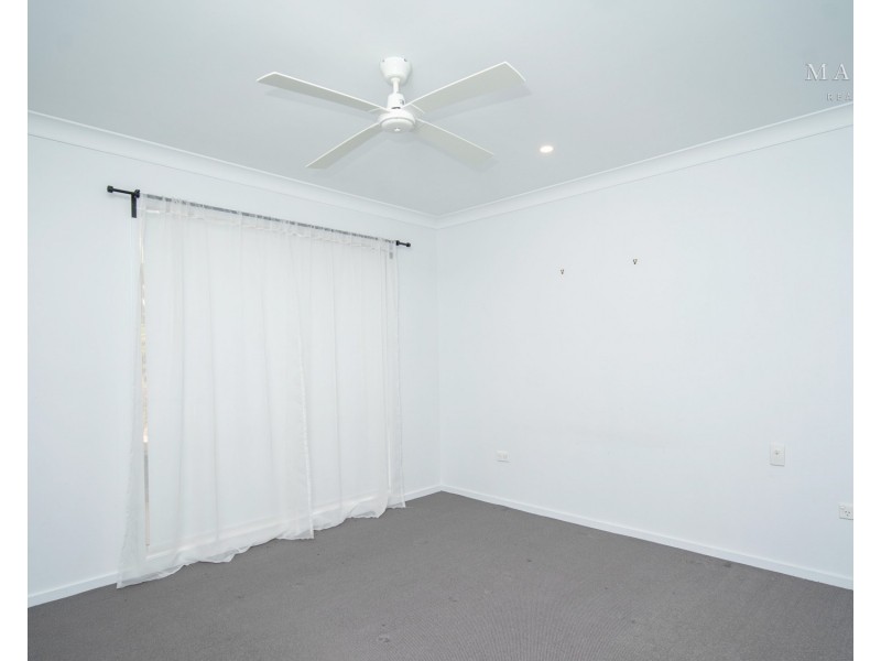 24 Langi Crescent, Glenfield Park NSW 2650