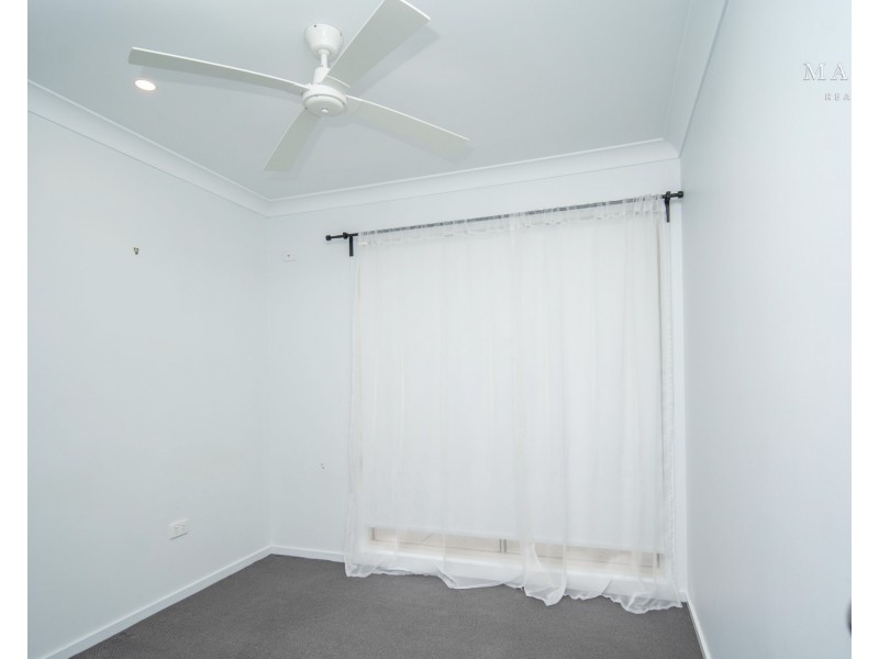 24 Langi Crescent, Glenfield Park NSW 2650
