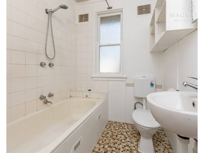 46 McKell Avenue, Mount Austin NSW 2650