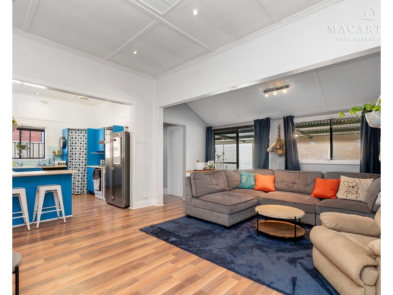 22 Kildare Street, Turvey Park NSW 2650