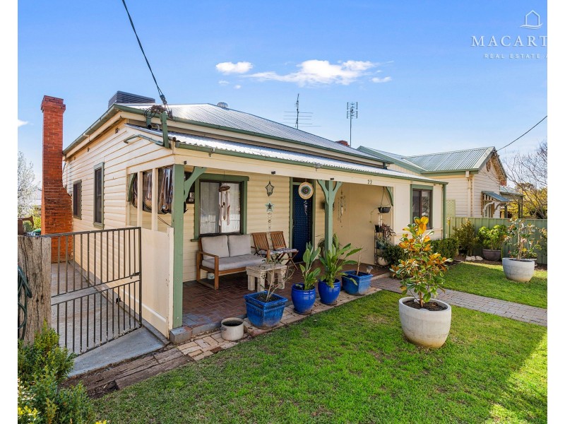 22 Kildare Street, Turvey Park NSW 2650