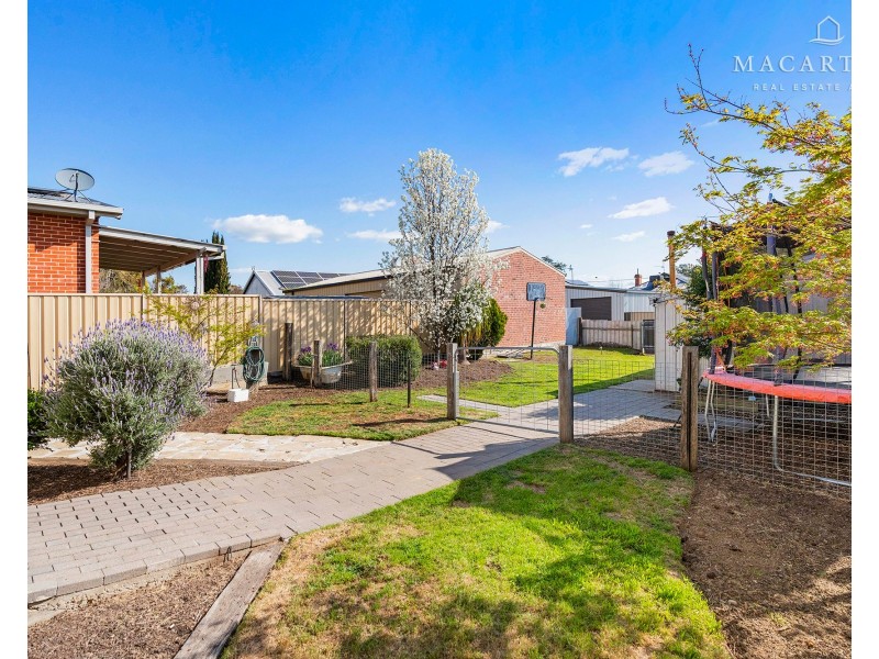 22 Kildare Street, Turvey Park NSW 2650