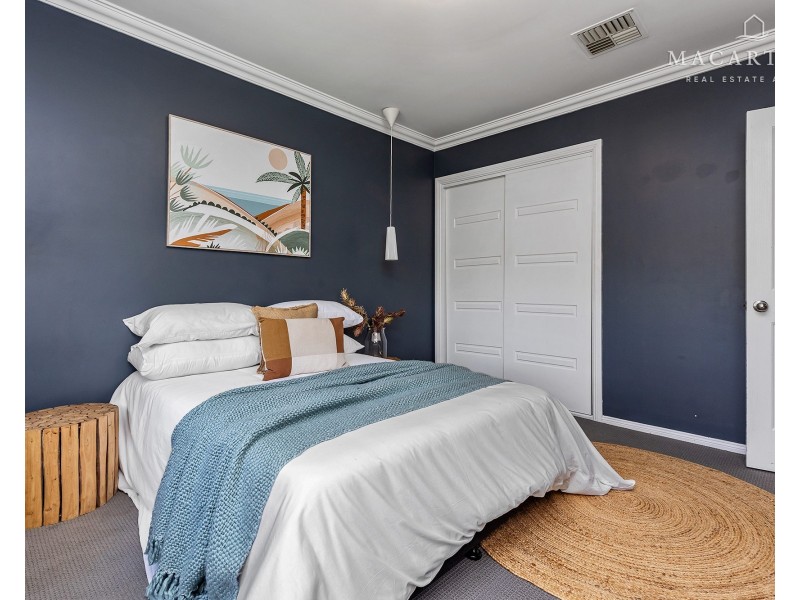 190 Lake Albert Road, Kooringal NSW 2650