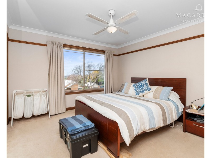 63 Simkin Crescent, Kooringal NSW 2650