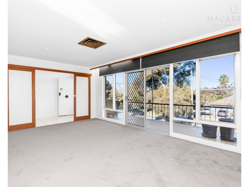 5 Acacia Street, Kooringal NSW 2650