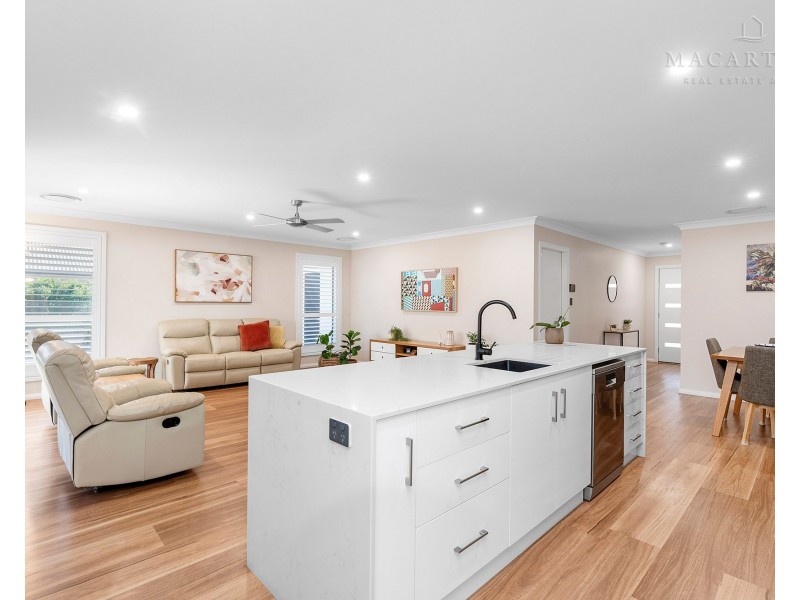 17 Thane Court, Lloyd NSW 2650