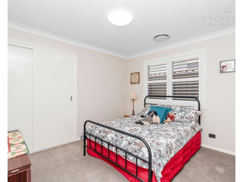 17 Thane Court, Lloyd NSW 2650