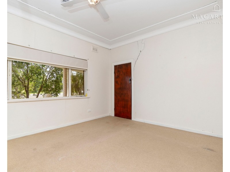 83 Waterview Street, Ganmain NSW 2702