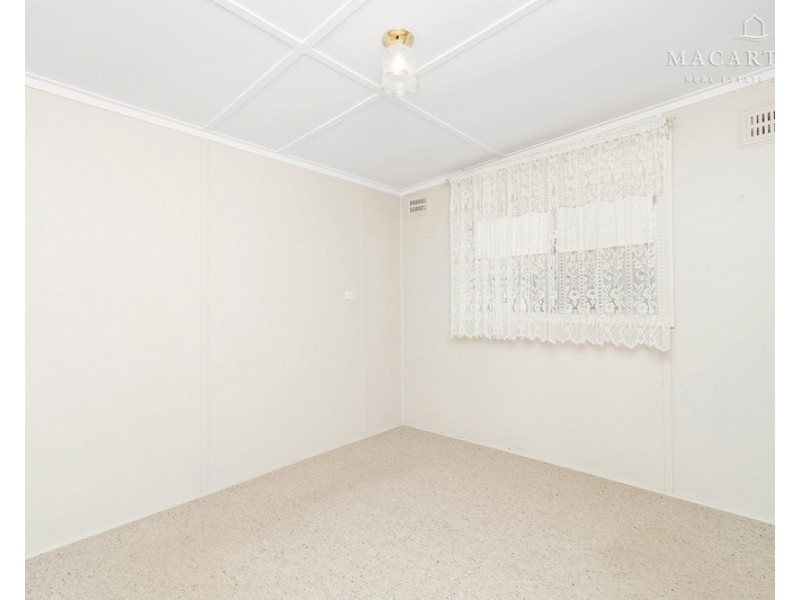 8 Methul Street, Coolamon NSW 2701