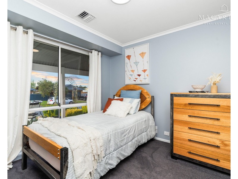 20 Kurrajong Avenue, Forest Hill NSW 2651