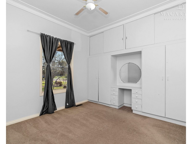 25, 27, 29-35 Hall Street, Ganmain NSW 2702